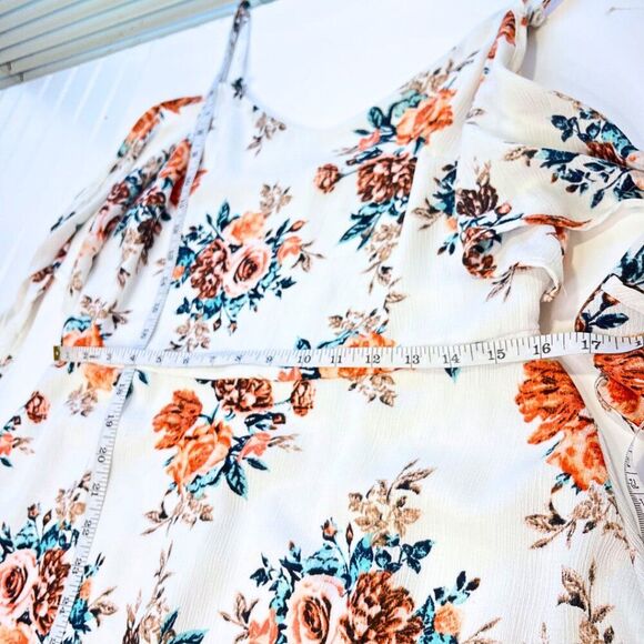 Women's Floral Spaghetti Strap White Mini Dress Size Large. - Picture 11 of 13